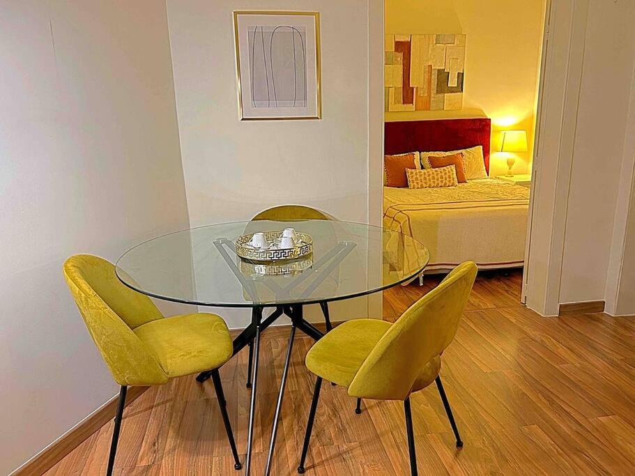 Boutique Apartment In Historic Lissabon Buitenkant foto